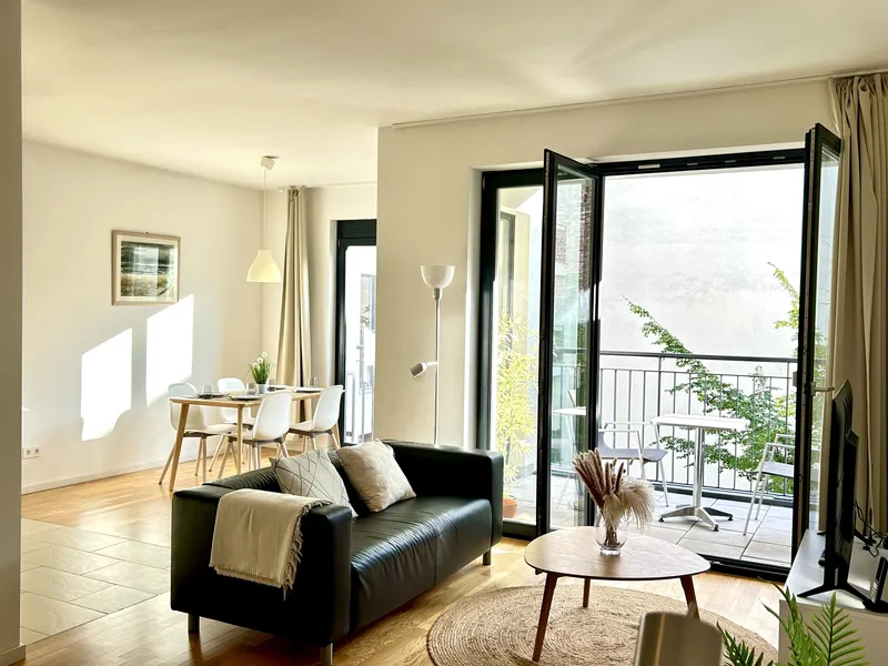 A bright cosy apartment in a green quiet street in P-Berg — photo 1